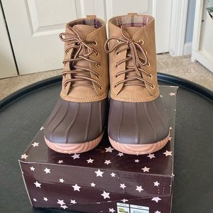 NWT Simply Southern Suade Brown Duck/Muck Rain boots Size 11